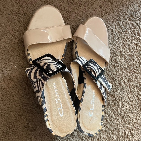 Zebra print wedge sandals - Picture 2 of 2